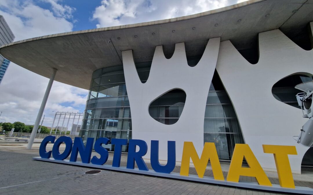 O C.S. PROXECTOS DE EDIFICACIÓN VISITA CONSTRUMAT (BARCELONA)